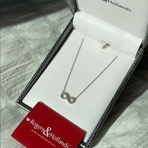 Rogers & Hollands Diamond silver infinity necklace